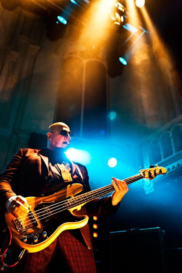 Triggerfinger in Paradiso door Bart Heemskerk